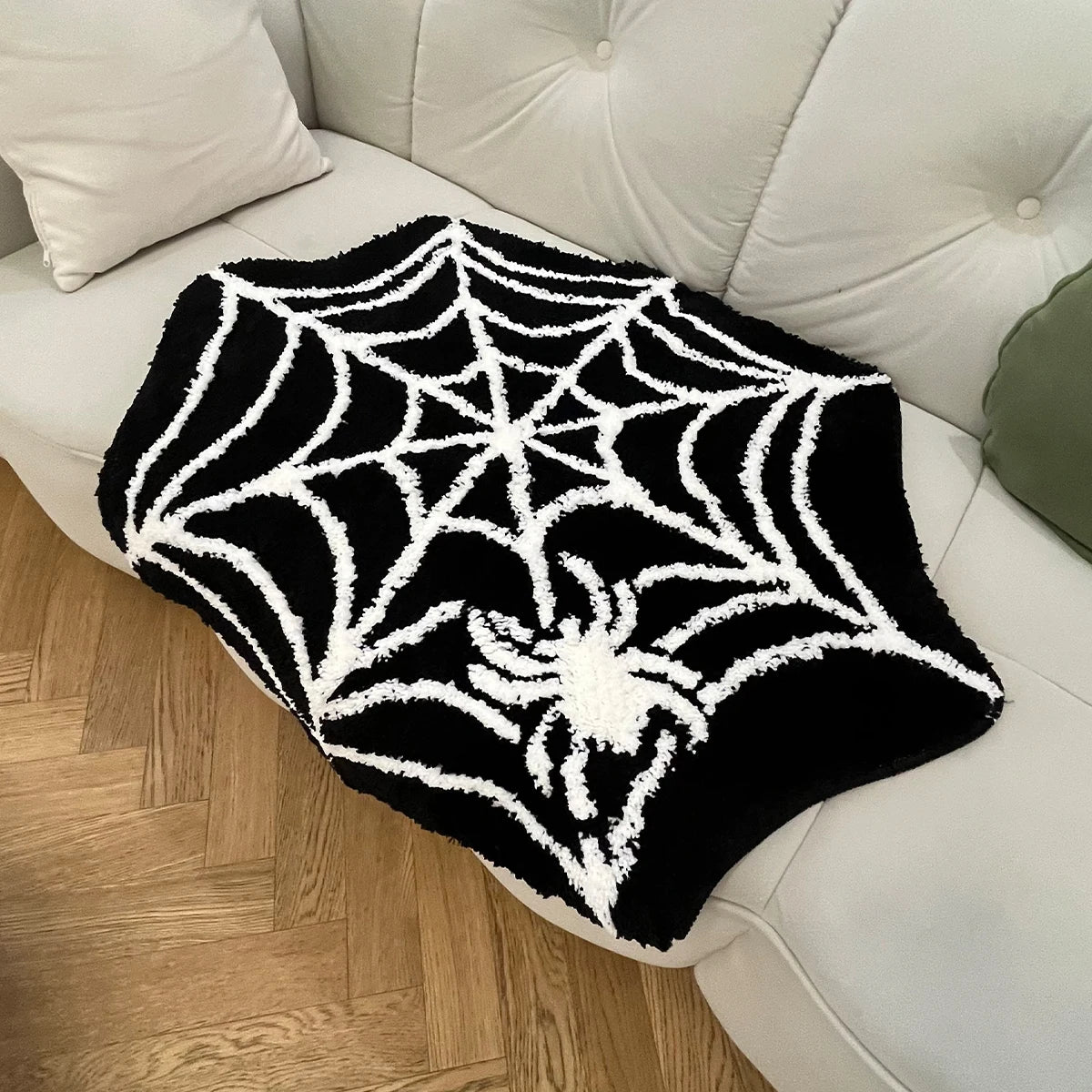 Black Spider Web Halloween Tufting Rug Funny Bathroom Decor Spooky Gothic Bath Mat Non-Slip Tufted Mat for Front Door Living