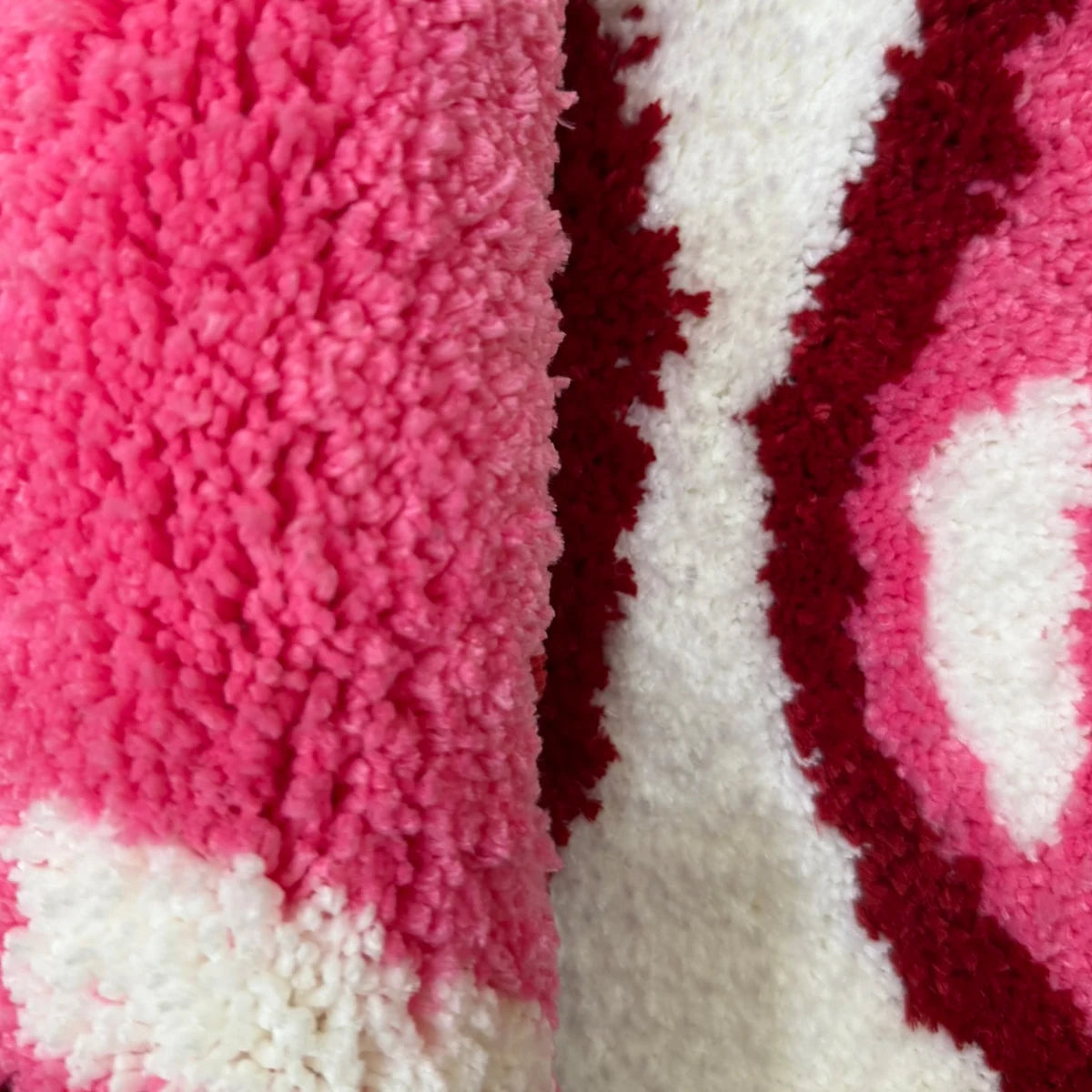 Cherry Shaped Tufted Rug, 3D Fluffy Soft Carpet, Cute Fruit Themed Floor Mat for Bedroom Living Room Non-Slip Home Decor